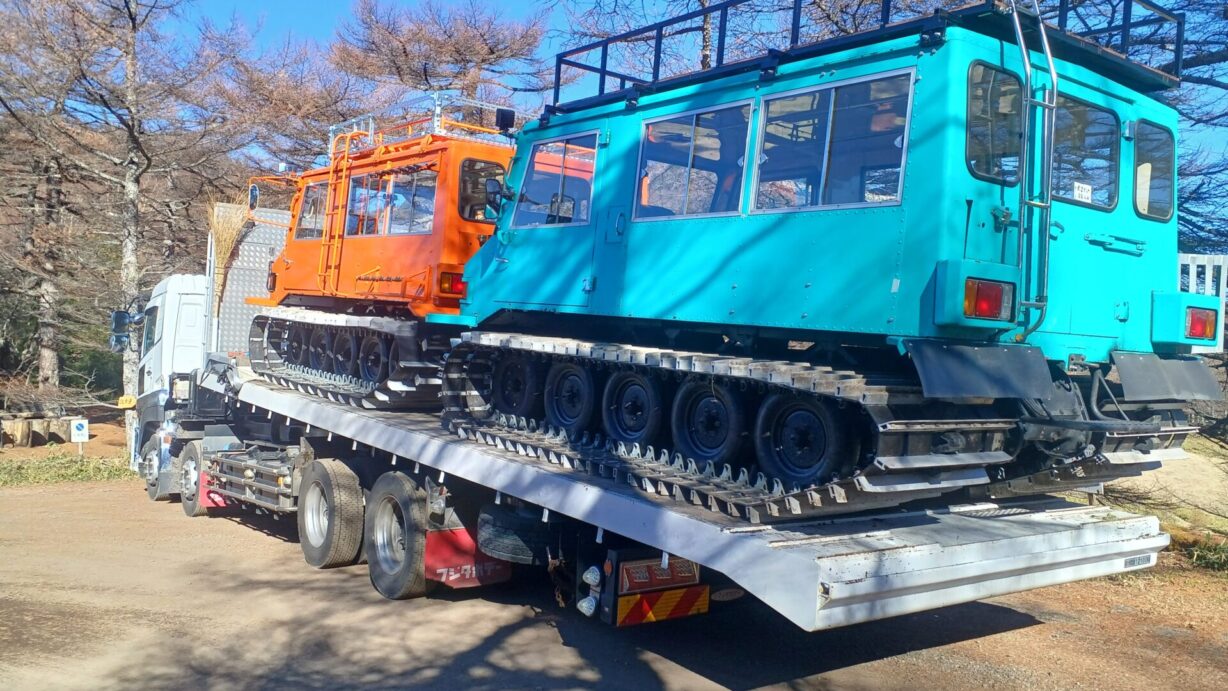 ランプの宿　高峰温泉　雪上車